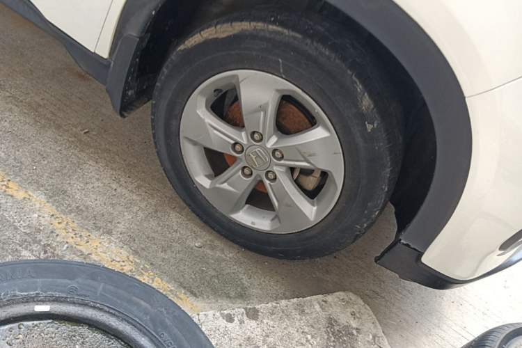 Used Honda XR-V 2017 1.5L LXi CVT Classic Edition Right Front Wheel Hub