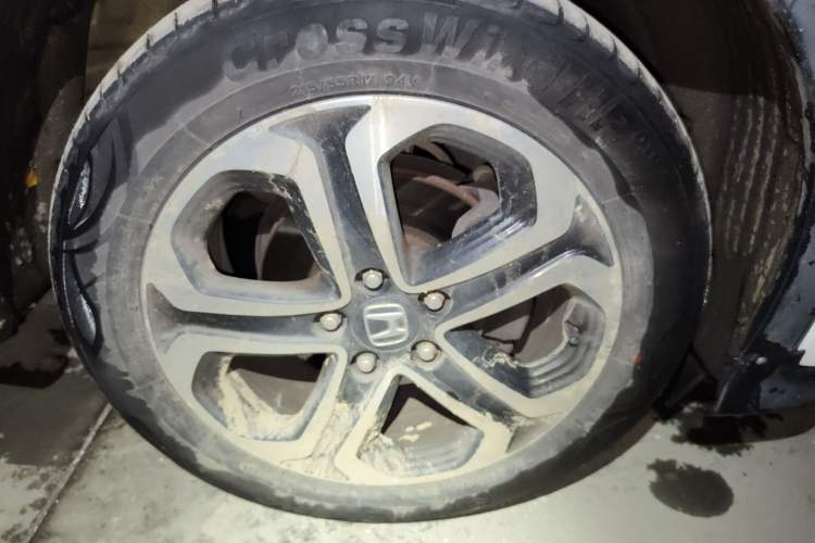 Used Honda XR-V 2017 1.8L EXi CVT Comfort Version Right Front Wheel Hub