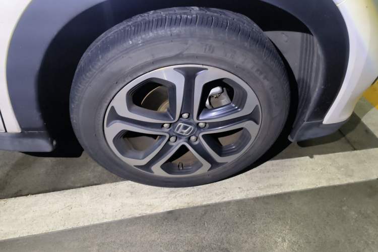 Used Honda XR-V 2017 1.8L EXi CVT Comfort Version Right Front Wheel Hub