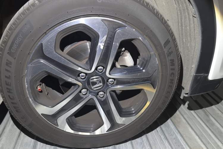 Used Honda XR-V 2017 1.8L VTi CVT Luxury Edition Right Front Wheel Hub