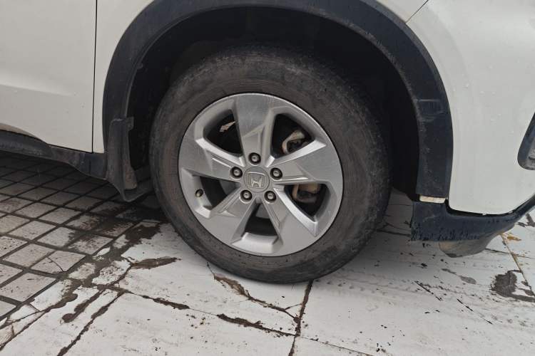 Used Honda XR-V 2017 1.5L LXi Manual Classic Edition Right Front Wheel Hub