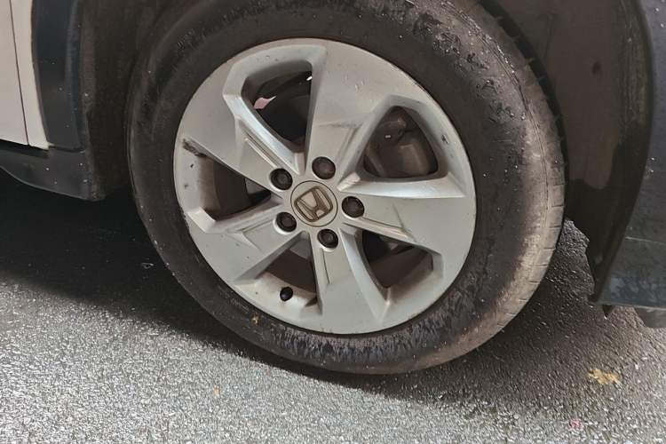 Used Honda XR-V 2017 1.5L LXi CVT Classic Edition Right Front Wheel Hub