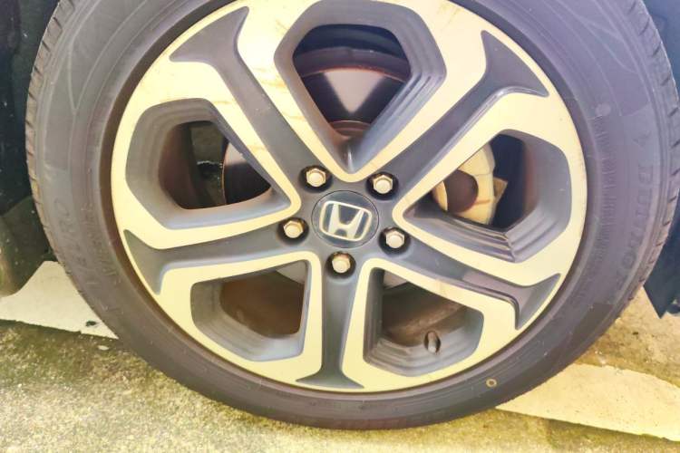 Used Honda XR-V 2017 1.8L EXi CVT Comfort Version Right Front Wheel Hub