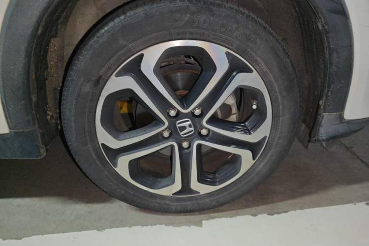 Used Honda XR-V 2017 1.8L EXi CVT Comfort Version Right Front Wheel Hub