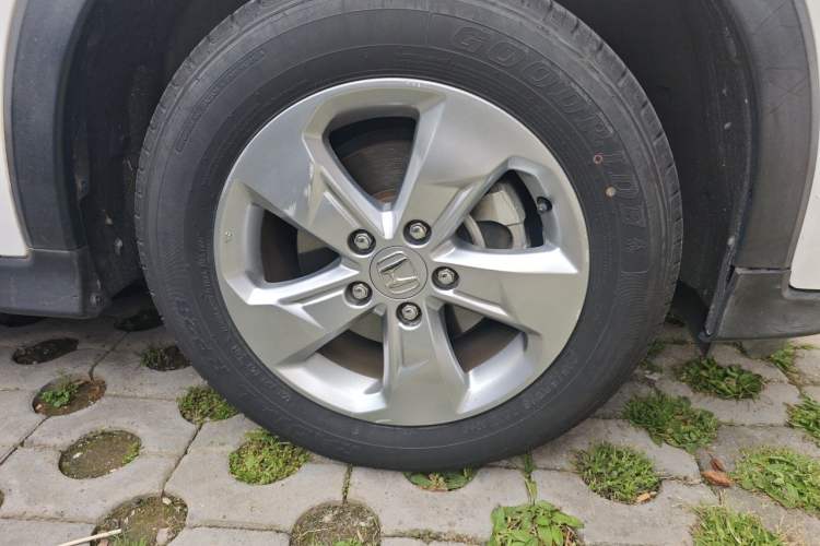 Used Honda XR-V 2017 1.5L LXi CVT Classic Edition Right Front Wheel Hub