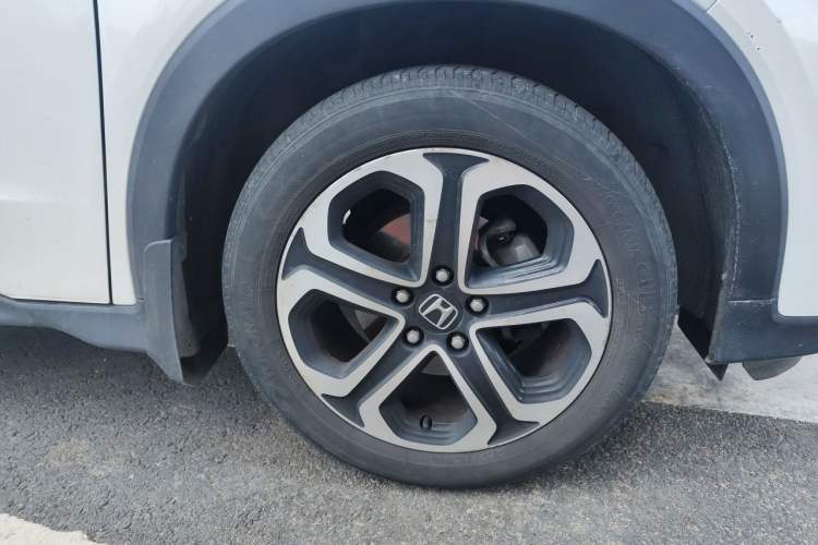 Used Honda XR-V 2017 1.8L EXi CVT Comfort Version Right Front Wheel Hub