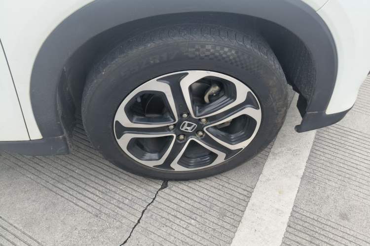 Used Honda XR-V 2017 1.8L EXi CVT Comfort Version Right Front Wheel Hub