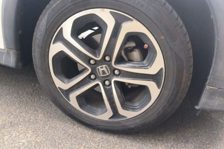 Used Honda XR-V 2017 1.8L VTi CVT Luxury Edition Right Front Wheel Hub