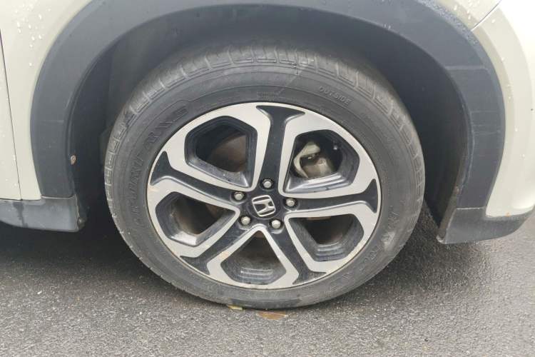 Used Honda XR-V 2017 1.8L EXi CVT Comfort Version Right Front Wheel Hub