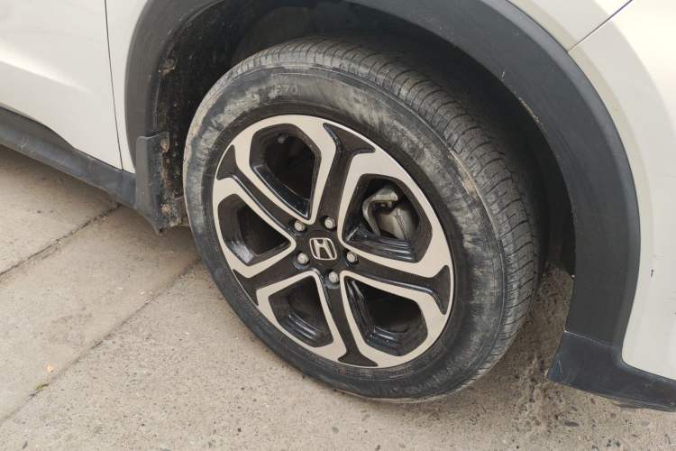 Used Honda XR-V 2017 1.8L EXi Manual Comfort Edition Right Front Wheel Hub