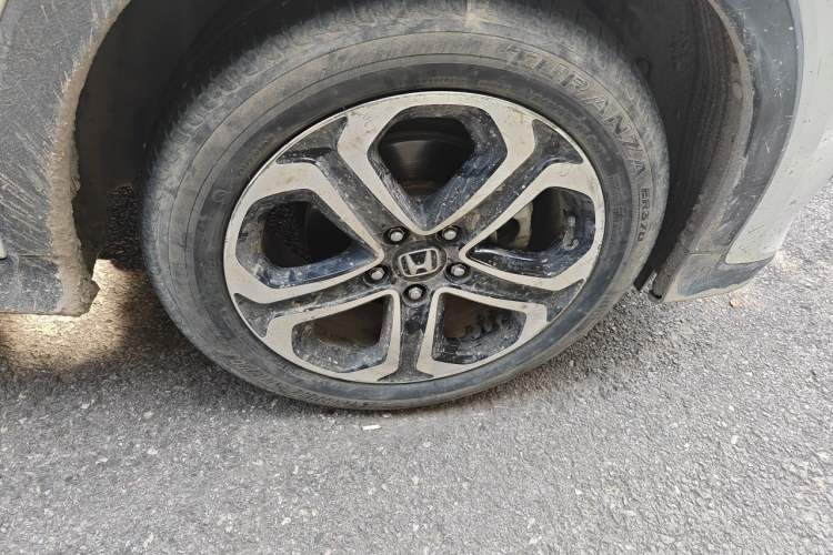 Used Honda XR-V 2017 1.8L EXi CVT Comfort Version Right Front Wheel Hub