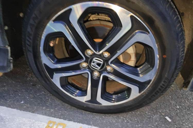 Used Honda XR-V 2017 1.8L EXi CVT Comfort Version Right Front Wheel Hub