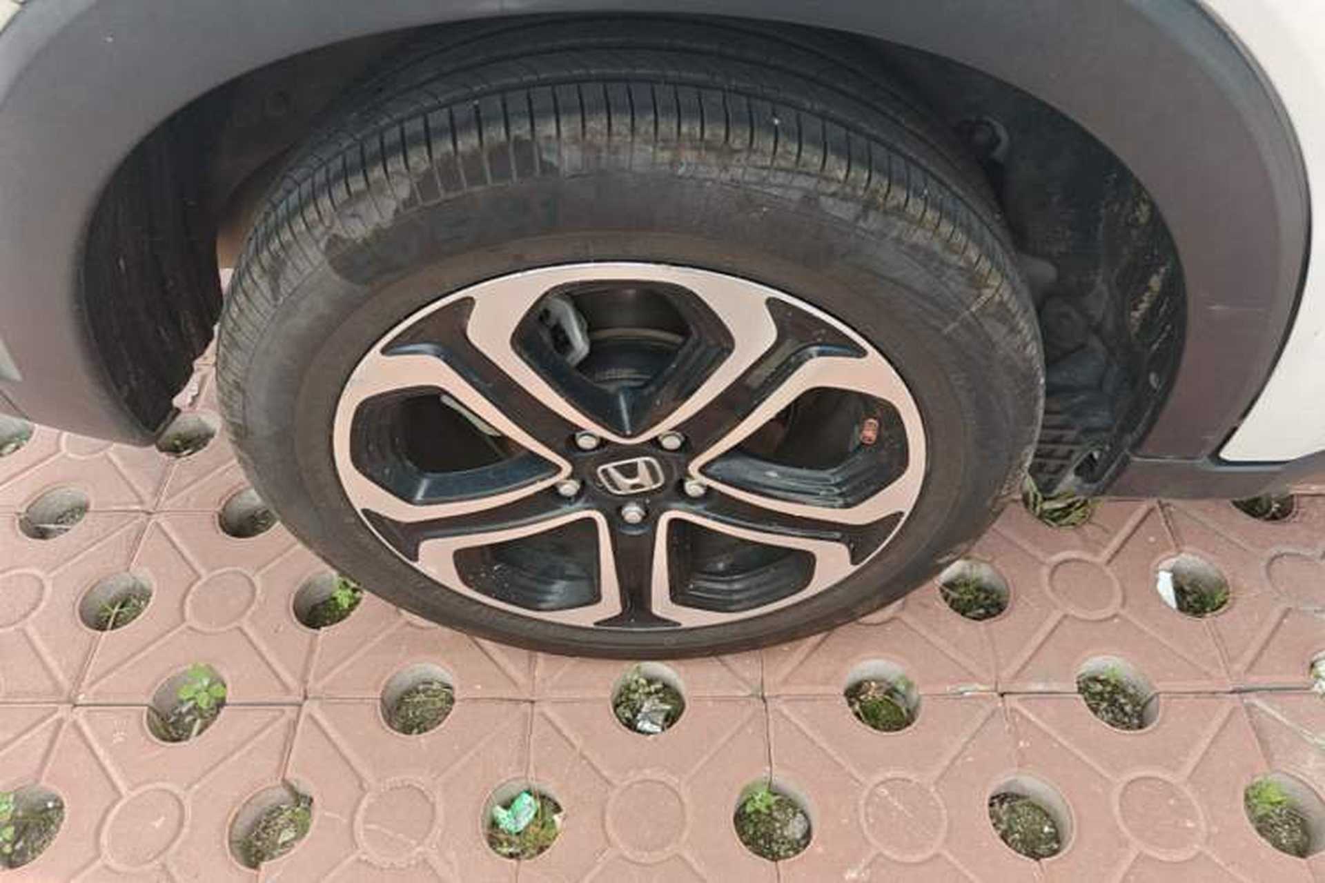 Used Honda XR-V 2017 1.8L EXi CVT Comfort Version Right Rear Wheel Hub