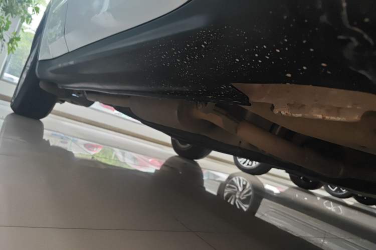 Used Honda XR-V 2017 1.5L LXi CVT Classic Edition Right Side Sill