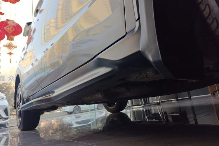 Used Honda XR-V 2017 1.8L EXi CVT Comfort Version Right Side Sill