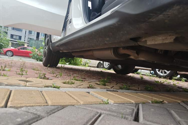 Used Honda XR-V 2017 1.8L EXi CVT Comfort Version Right Side Sill