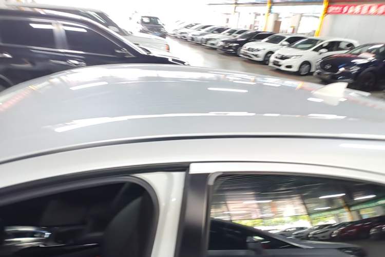 Used Honda XR-V 2017 1.5L LXi CVT Classic Edition Roof