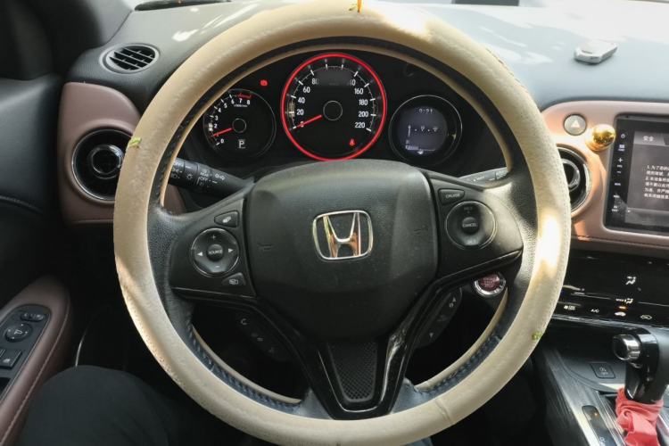 Used Honda XR-V 2017 1.8L VTi CVT Luxury Edition Steering Wheel