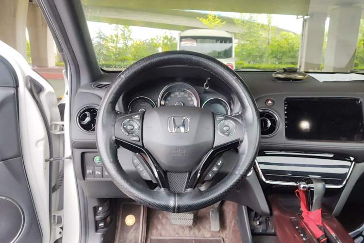 Used Honda XR-V 2017 1.8L VTi CVT Luxury Edition Steering Wheel