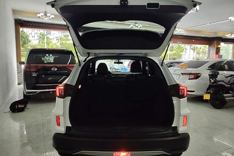Used Honda XR-V 2017 1.8L EXi CVT Comfort Version Trunk