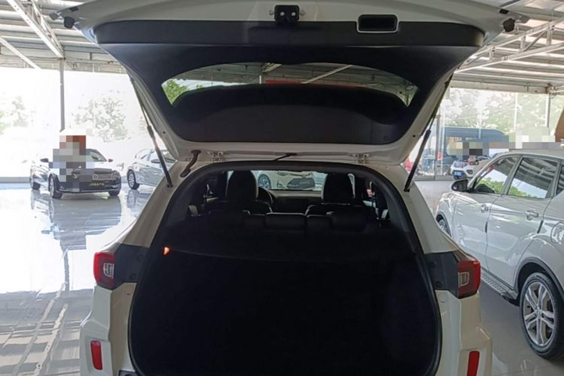 Used Honda XR-V 2017 1.8L EXi CVT Comfort Version Trunk