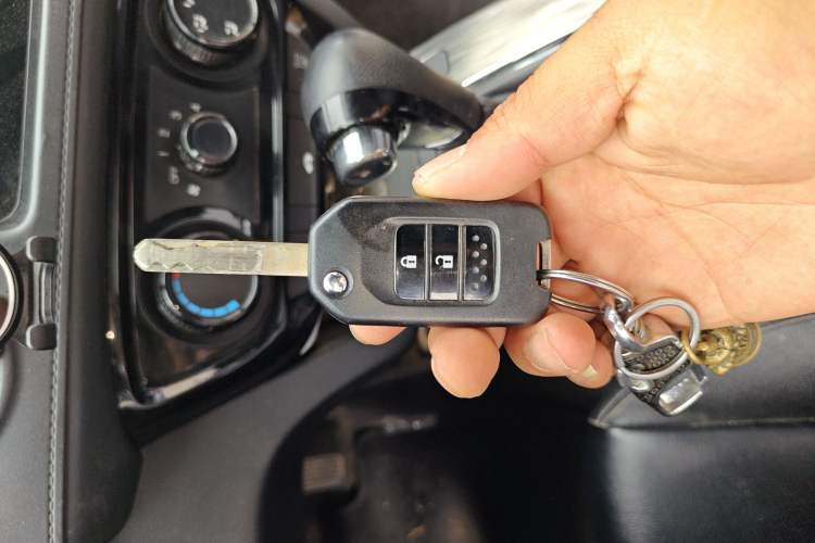 Used Honda XR-V 2017 1.5L LXi CVT Classic Edition Vehicle Key
