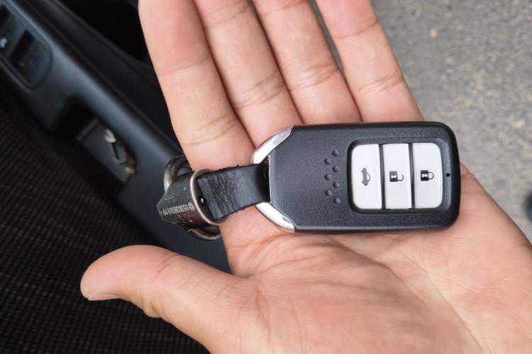 Used Honda XR-V 2017 1.5L LXi CVT Classic Edition Vehicle Key