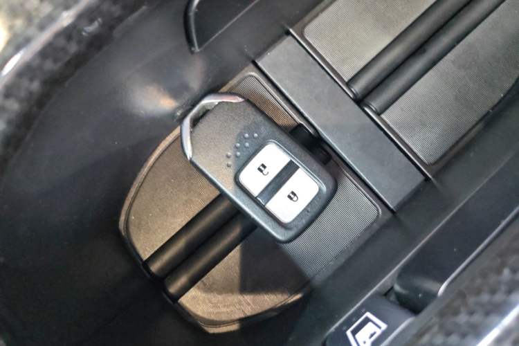 Used Honda XR-V 2017 1.8L VTi CVT Luxury Edition Vehicle Key