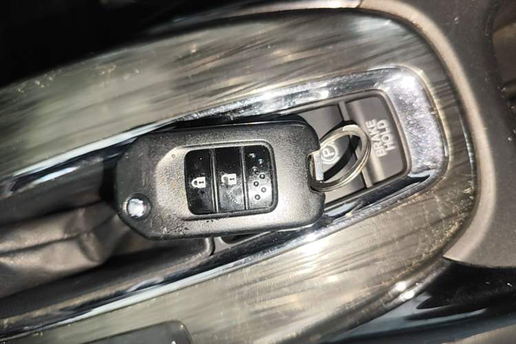 Used Honda XR-V 2017 1.5L LXi CVT Classic Edition Vehicle Key
