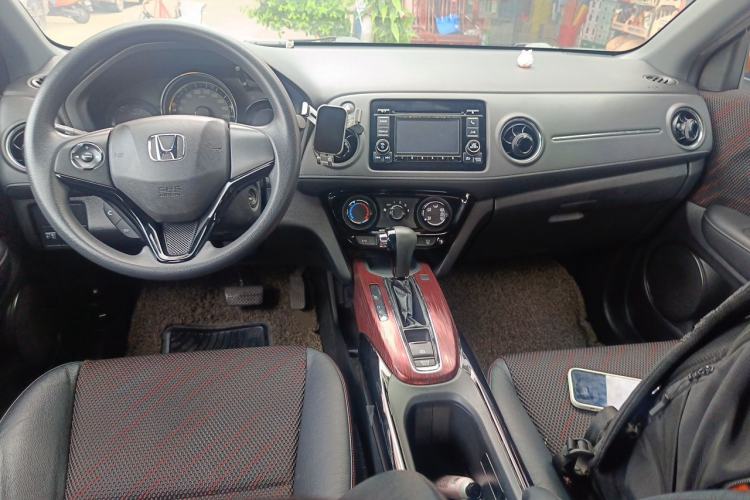 Used Honda XR-V 2017 1.5L LXi CVT Classic Edition Center Console