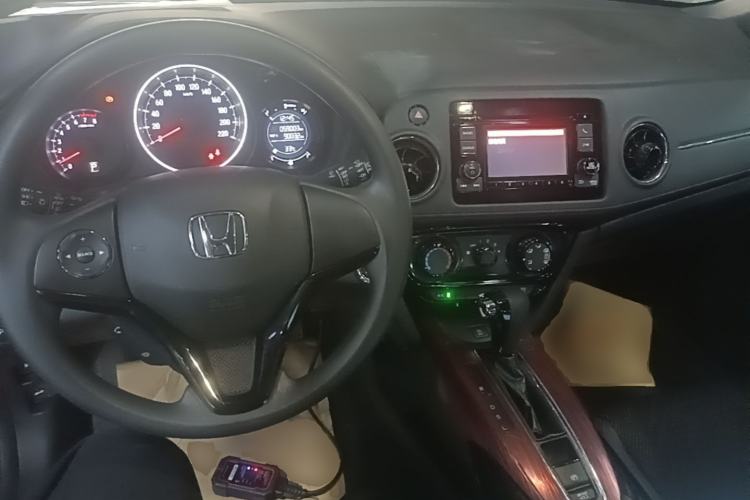 Used Honda XR-V 2017 1.8L EXi CVT Comfort Version Center Console