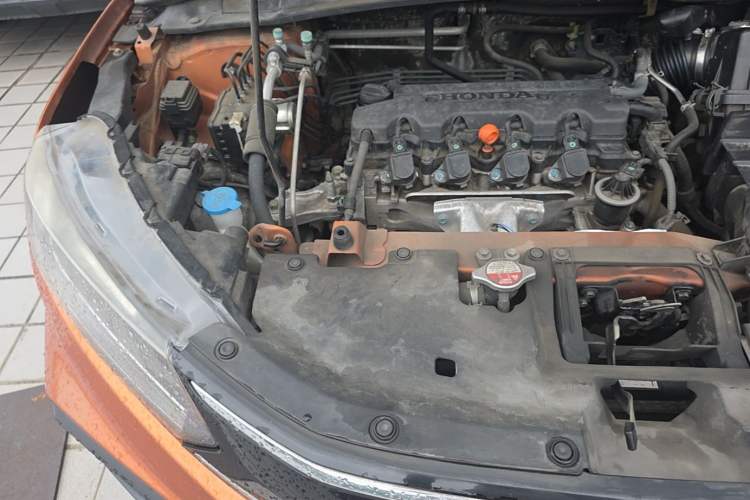 Used Honda XR-V 2017 1.8L EXi CVT Comfort Version Engine Bay Right