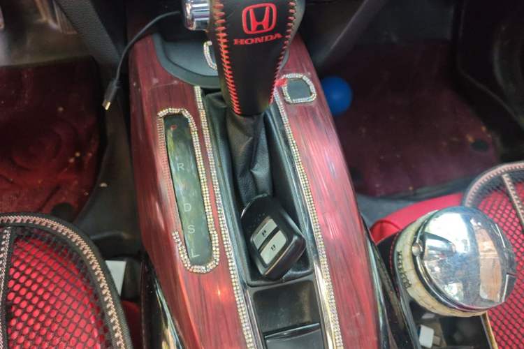 Used Honda XR-V 2017 1.8L EXi CVT Comfort Version Gear Lever