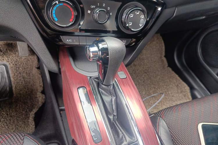 Used Honda XR-V 2017 1.5L LXi CVT Classic Edition Gear Lever