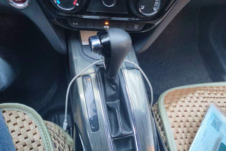 Used Honda XR-V 2017 1.8L EXi CVT Comfort Version Gear Lever