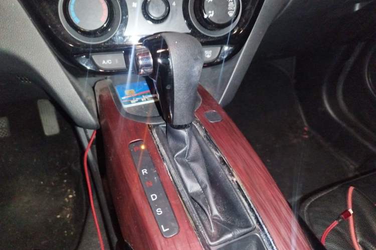 Used Honda XR-V 2017 1.5L LXi CVT Classic Edition Gear Lever