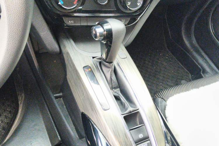 Used Honda XR-V 2017 1.5L LXi CVT Classic Edition Gear Lever