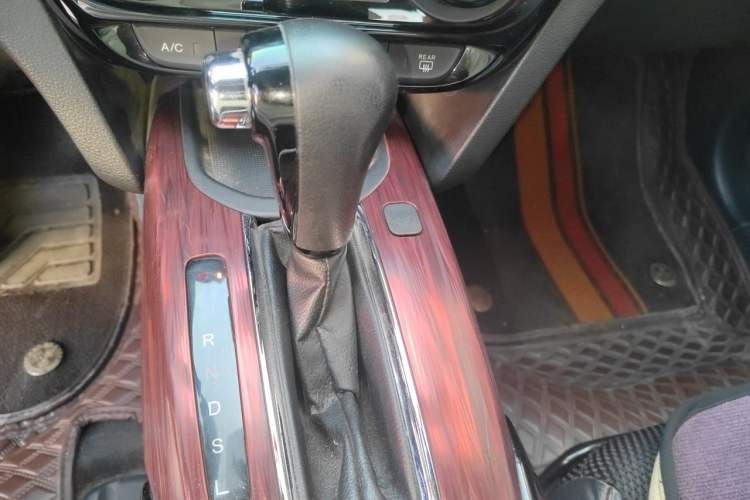 Used Honda XR-V 2017 1.5L LXi CVT Classic Edition Gear Lever