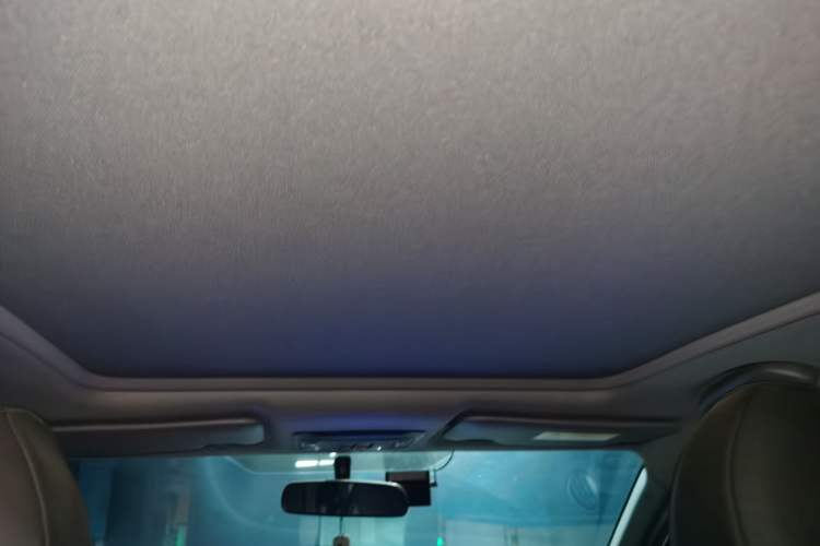 Used Honda XR-V 2017 1.8L EXi CVT Comfort Version Headliner