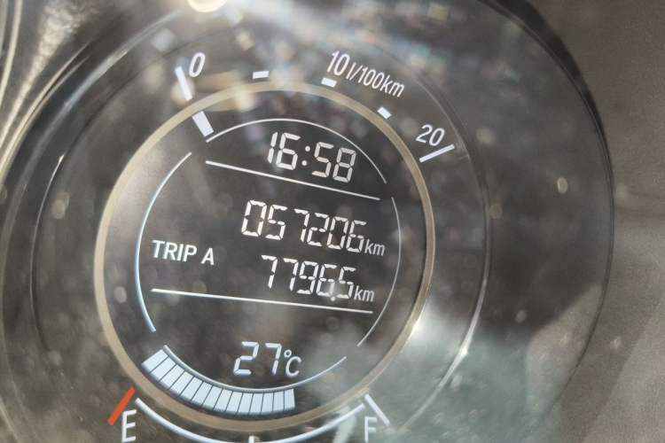 Used Honda XR-V 2017 1.8L EXi CVT Comfort Version Odometer Close Up