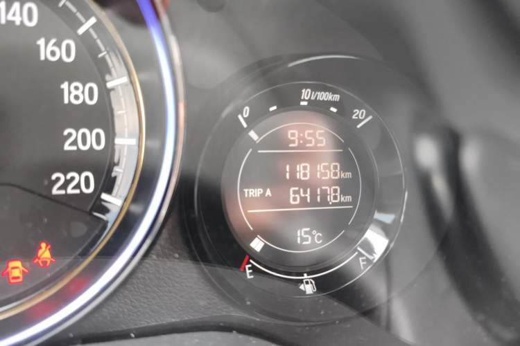 Used Honda XR-V 2017 1.8L EXi CVT Comfort Version Odometer Close Up