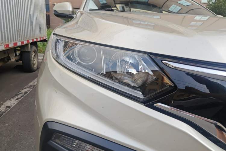 Used Honda XR-V 2017 1.8L EXi CVT Comfort Version Right Front Headlight