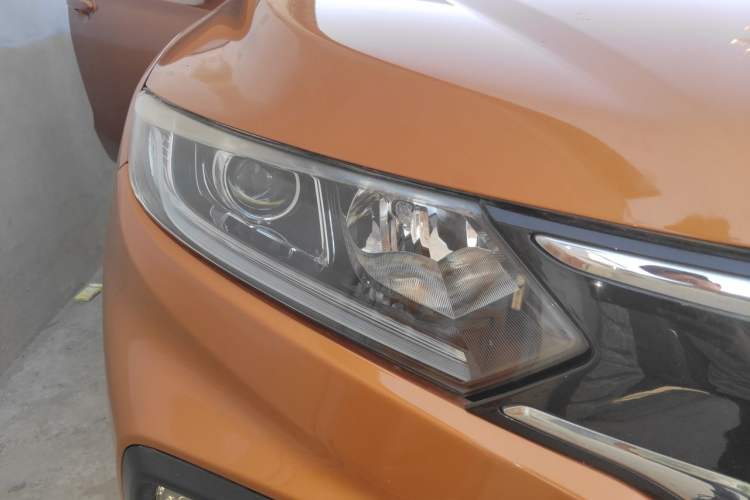 Used Honda XR-V 2017 1.5L LXi CVT Classic Edition Right Front Headlight