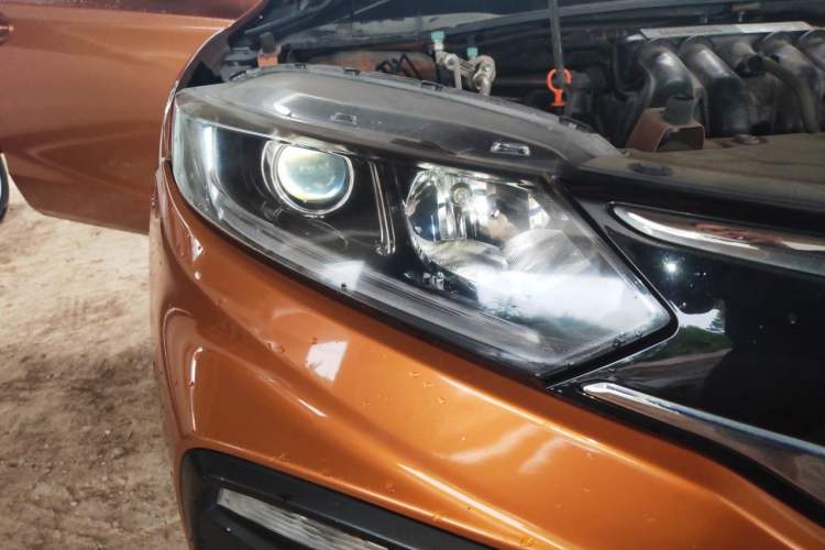 Used Honda XR-V 2017 1.5L LXi CVT Classic Edition Right Front Headlight