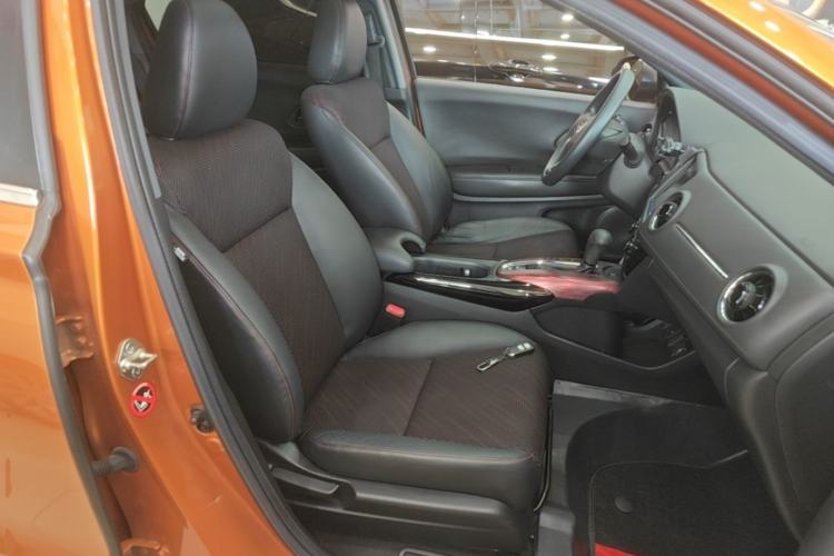 Used Honda XR-V 2017 1.8L EXi CVT Comfort Version Right Front Seat