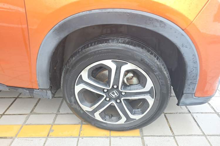Used Honda XR-V 2017 1.8L EXi CVT Comfort Version Right Front Wheel Hub