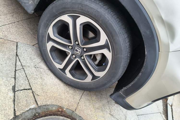 Used Honda XR-V 2017 1.8L EXi CVT Comfort Version Right Front Wheel Hub