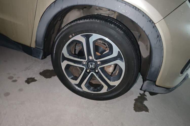 Used Honda XR-V 2017 1.8L EXi CVT Comfort Version Right Front Wheel Hub
