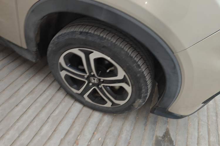 Used Honda XR-V 2017 1.8L EXi CVT Comfort Version Right Front Wheel Hub