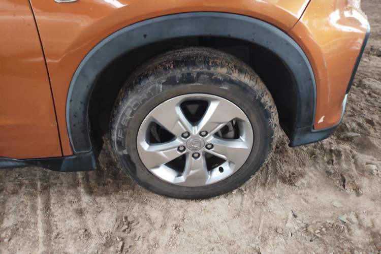 Used Honda XR-V 2017 1.5L LXi CVT Classic Edition Right Front Wheel Hub